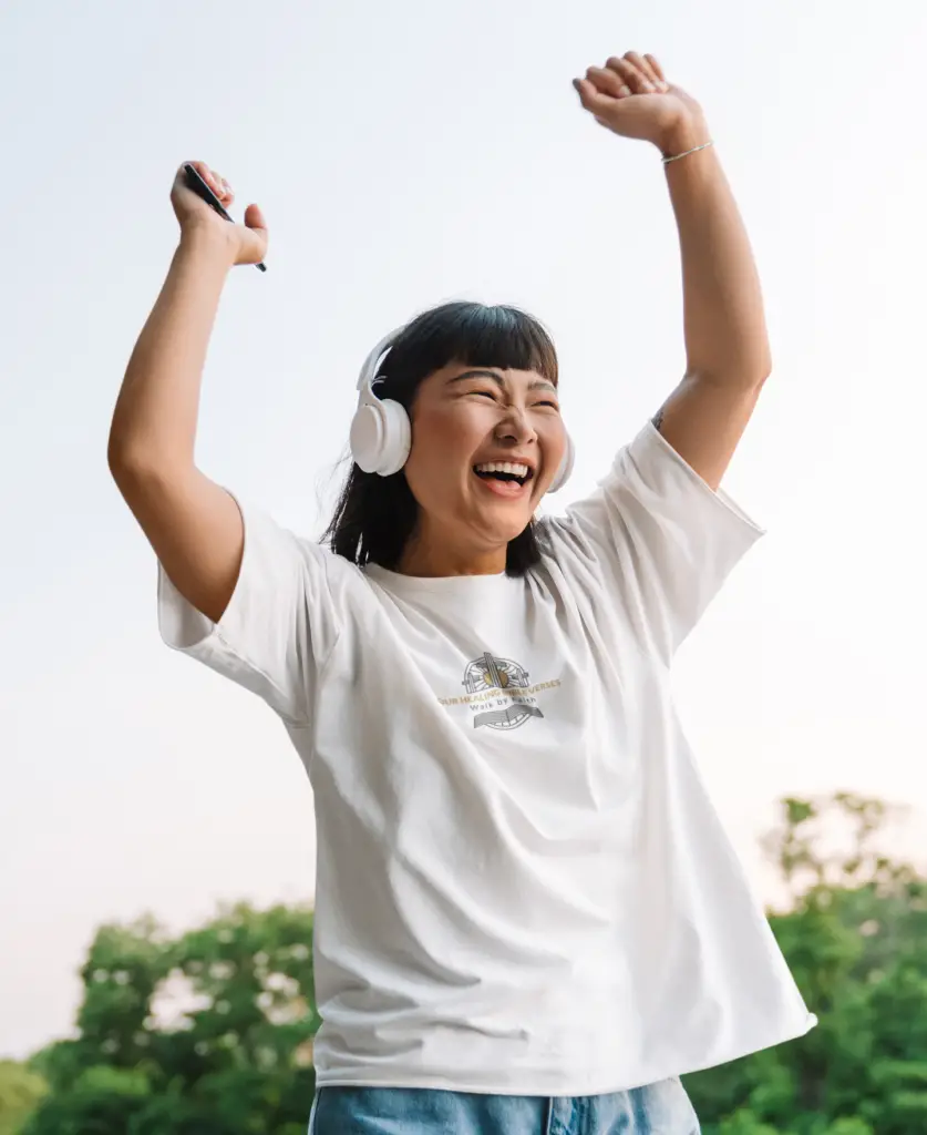 About Us oversized t shirt mockup of a happy woman listening to her favorite song m21018 r el2